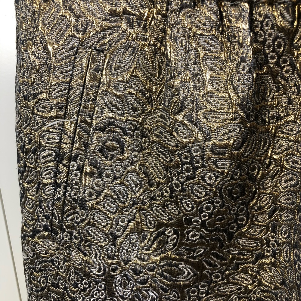 **CLOSING BUY ONE GET ONE** LOFT Brocade Black & Gold Mini Skirt Elastic Waist - Picture 3 of 6
